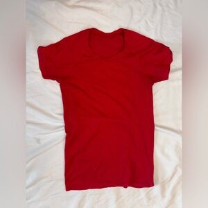 lululemon athletica Red Short Sleeve Scoop Neck Tee Top